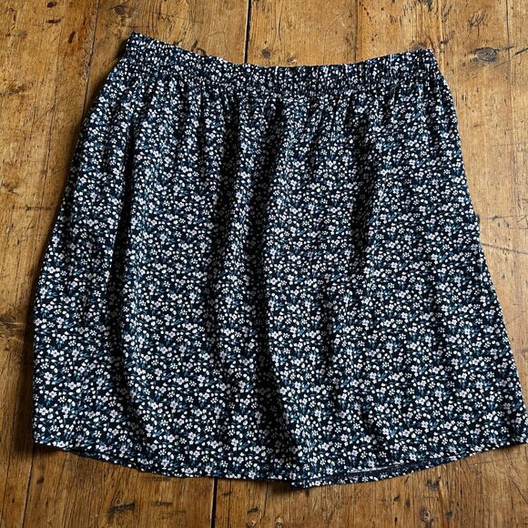 Elegantees Hadley Floral Midi Skirt Navy Lilac Size L NWOT - Picture 2 of 5